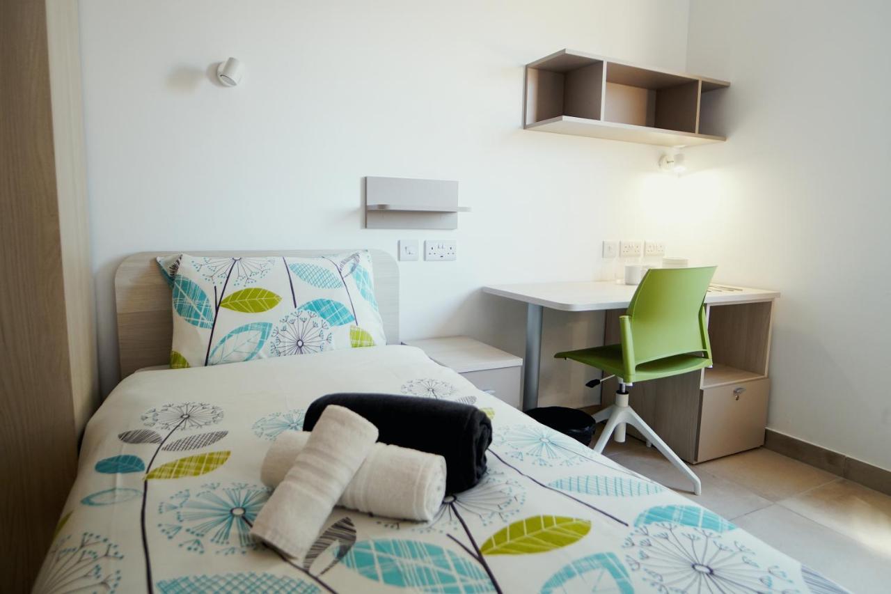 Campus Hub Hostel Msida Exterior photo